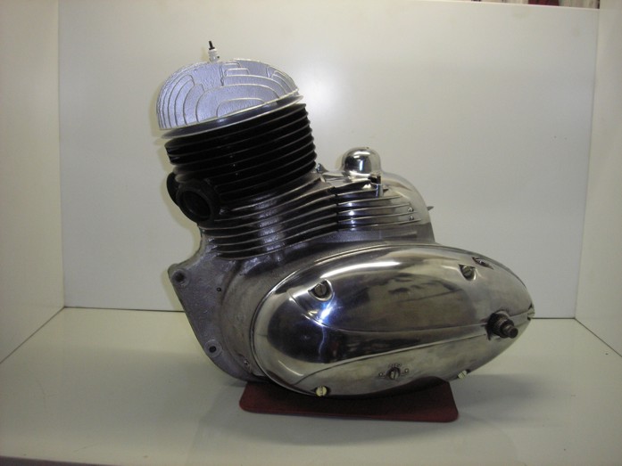 motor J250 P4